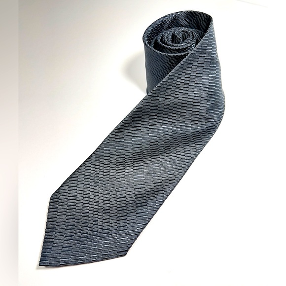 Ben Sherman Tie Modern Solid Grey 100% Silk - Picture 3 of 7